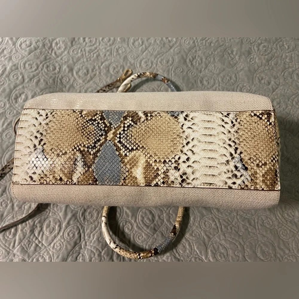 Faux Snakeskin and Cloth Metallic Anne Klein Purse - Picture 3 of 16